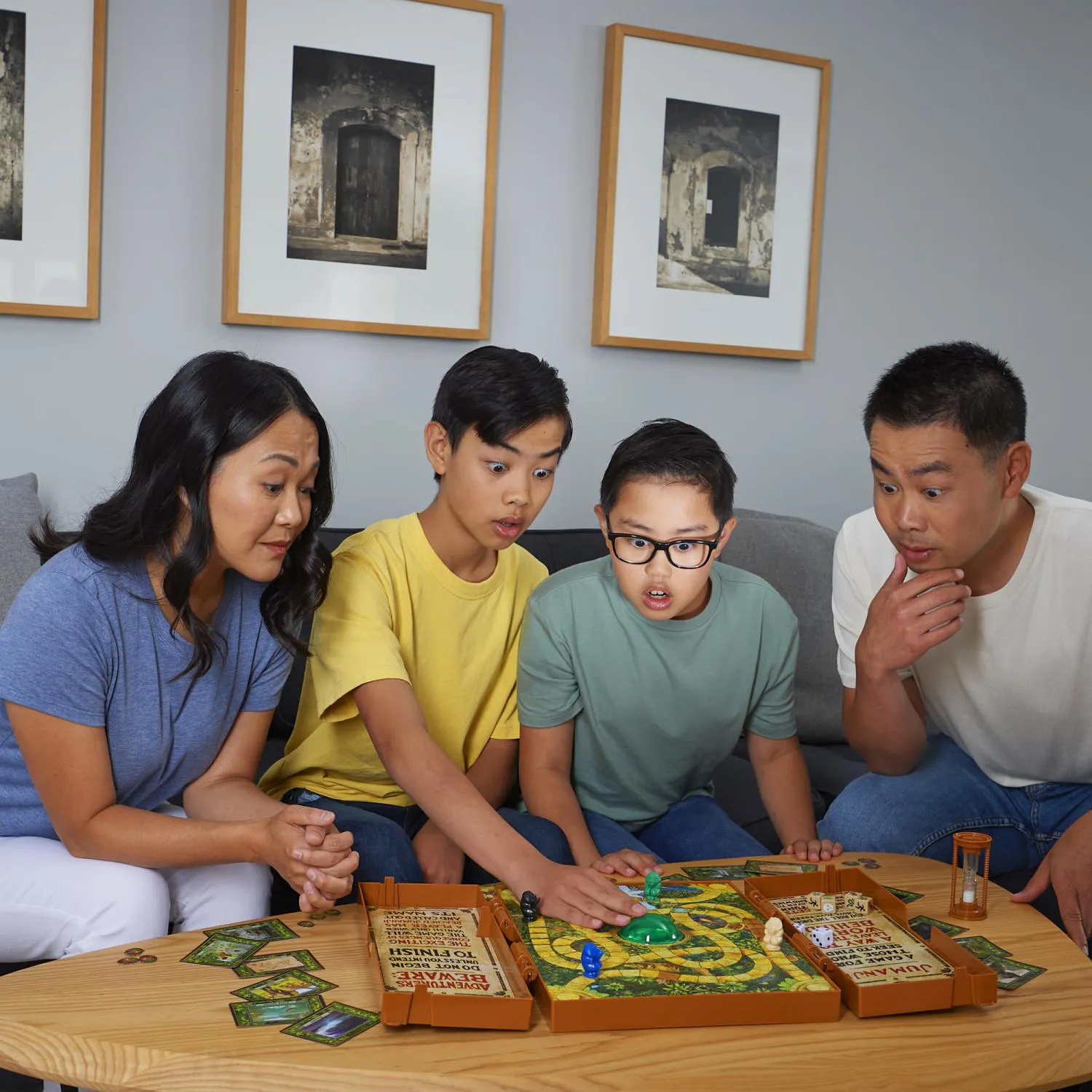 Spin Master Jumanji Edizione di Lusso Gioco da Tavolo per Bambini